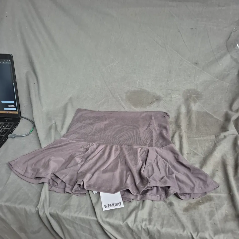 WEEKDAY WOMEN'S MAUVE GARMENT, EUR S