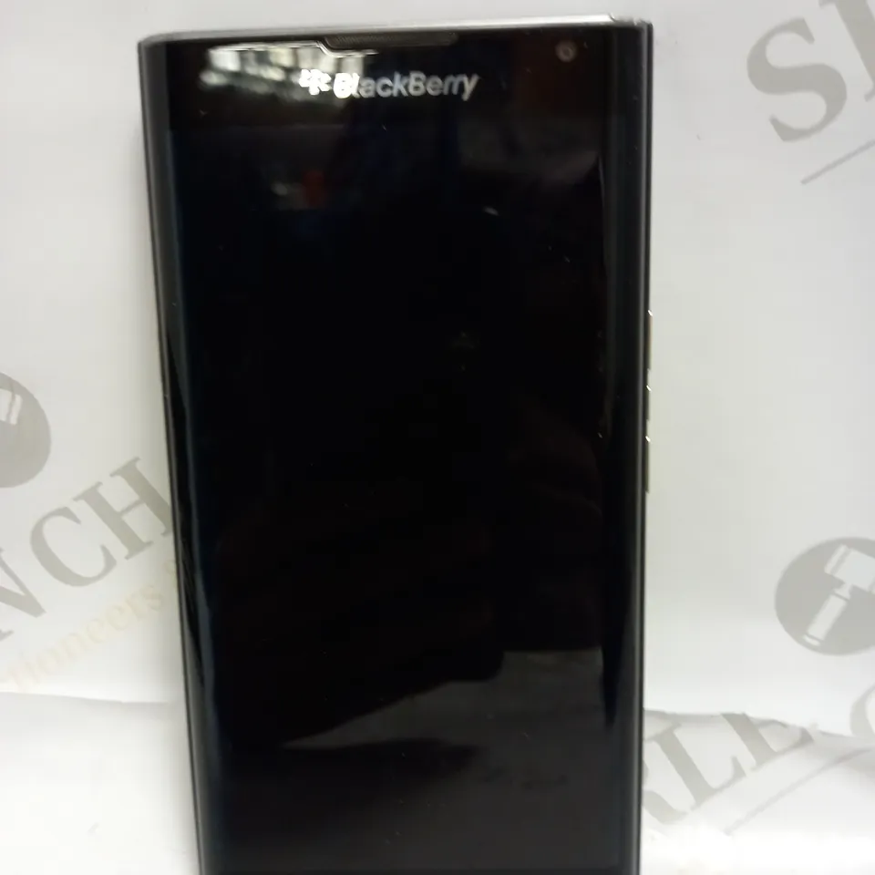 BLACKBERRY MOBILE PHONE
