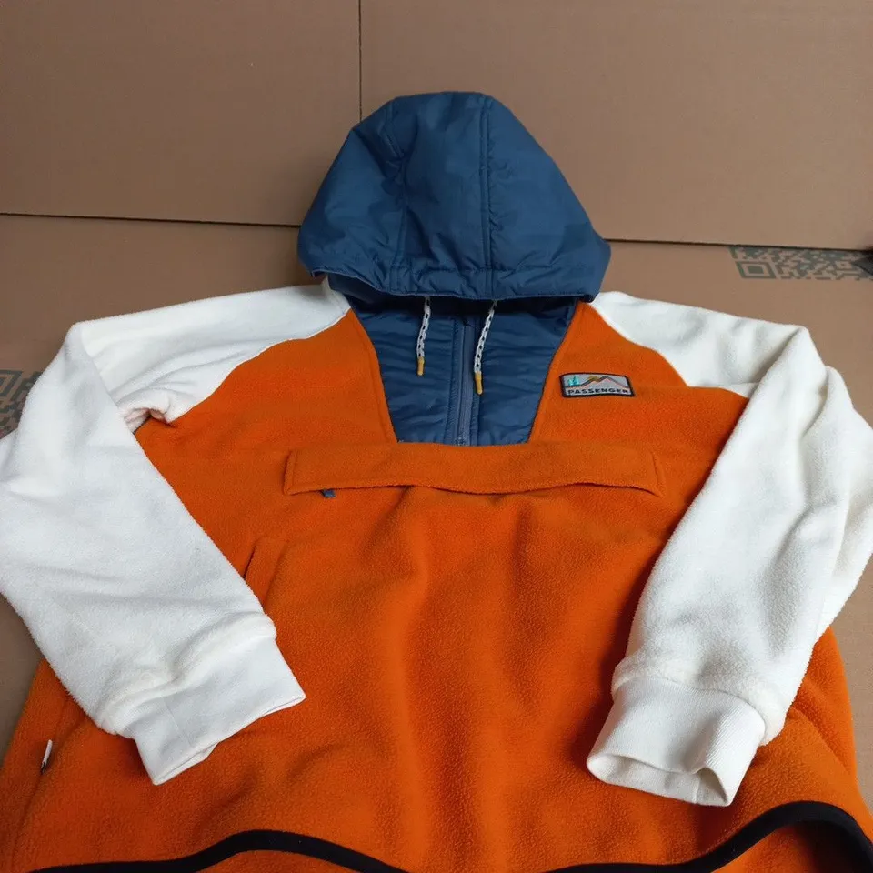 PASSENGER MULTI COLORED FLEECE SIZE S