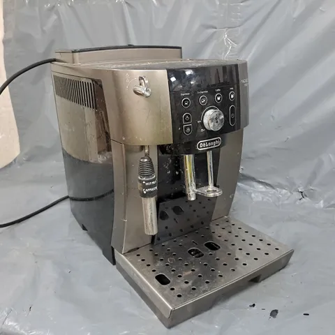 DELONGHI MAGNIFICA S-SMART COFFEE MACHINE