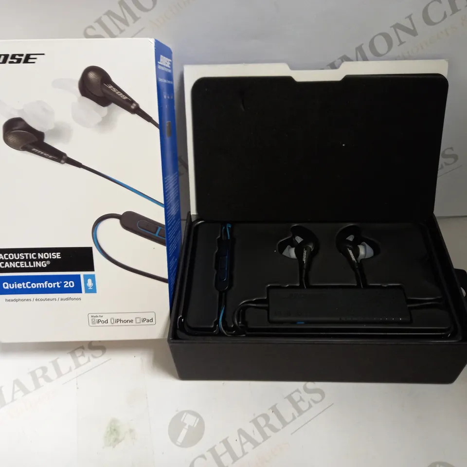 BOSE QUIETCOMFORT 20 IN-EAR HEADPHONES - BLACK