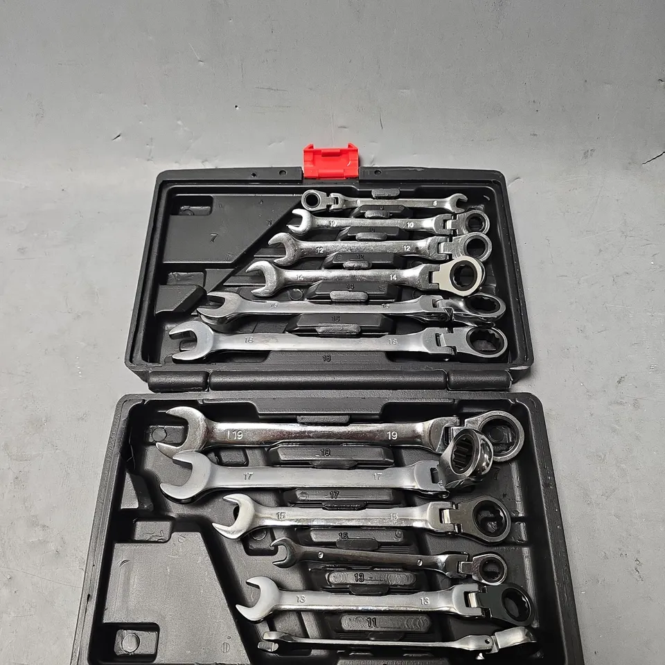 UNBRANDED SET OF 12 ASSORTED WRENCHES 