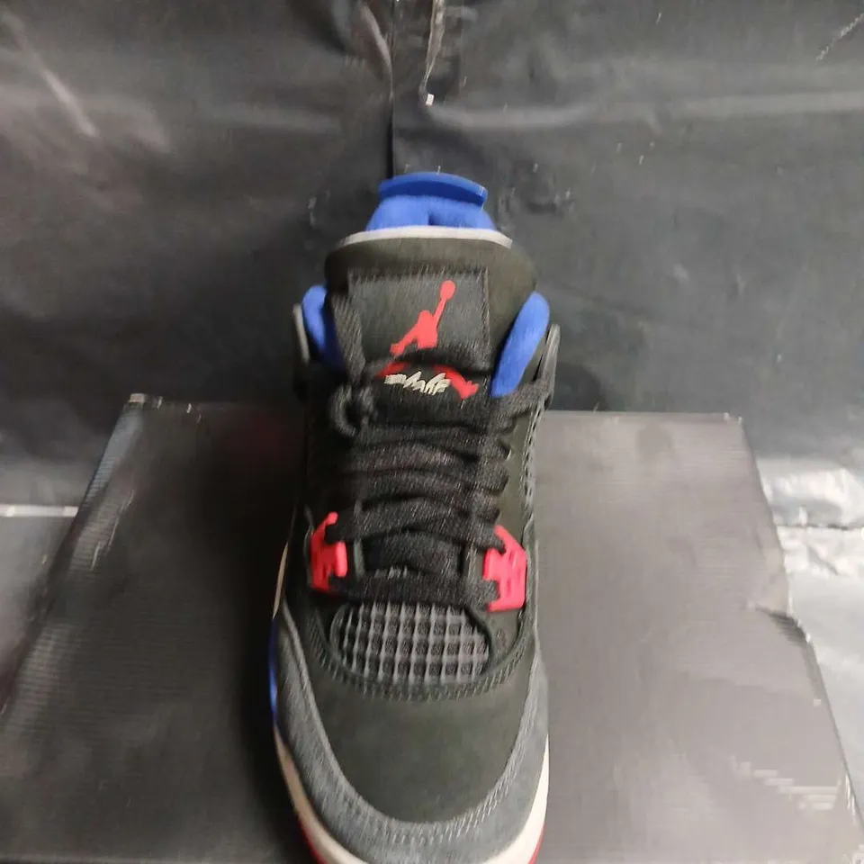 BOXED PAIR OF AIR JORDAN 4 RETRO SNEAKERS – UK SIZE 3