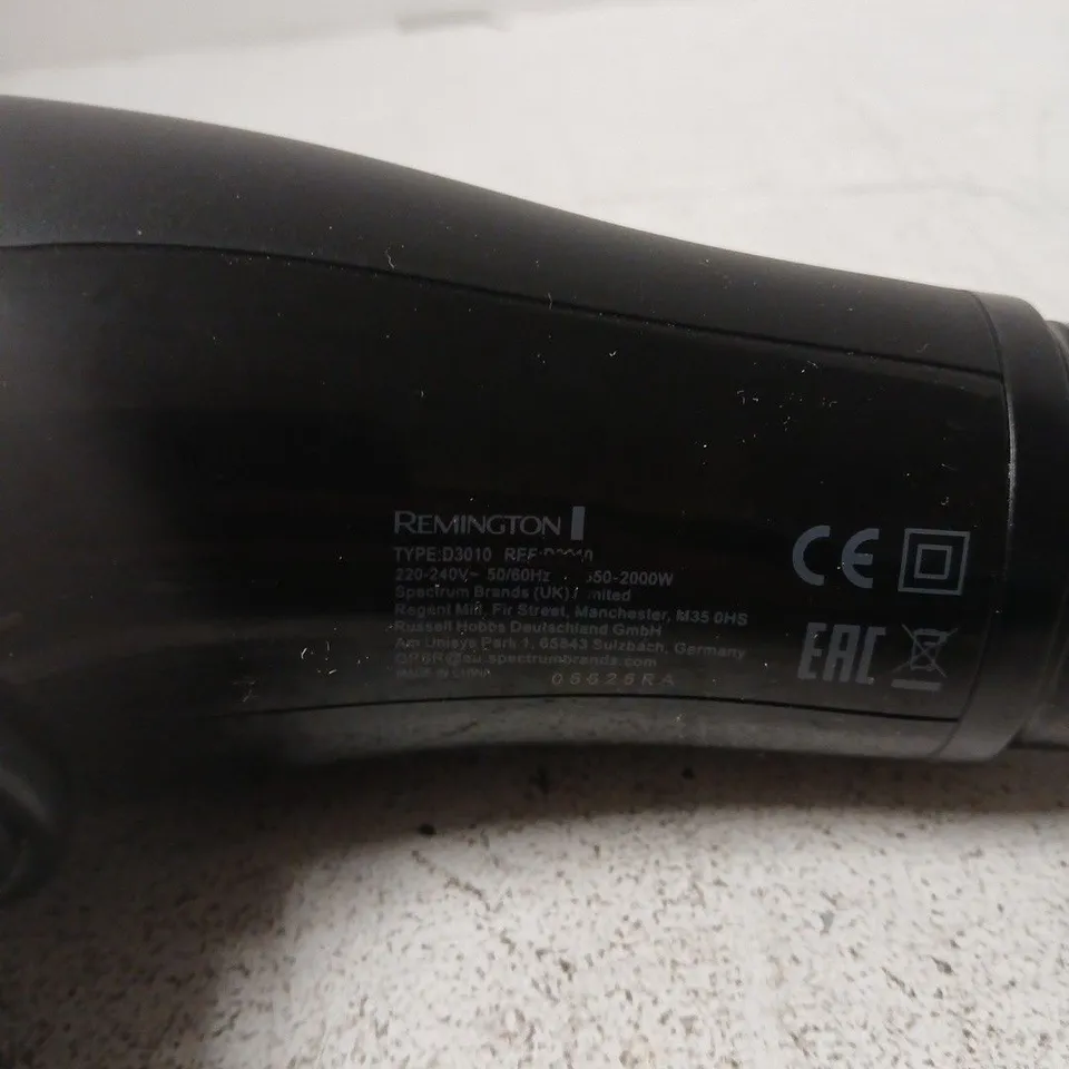 REMINGTON HAIR DRYER D3010