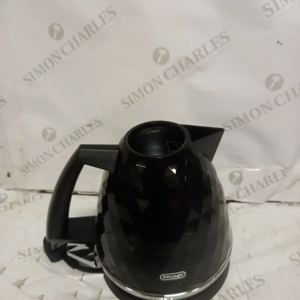 DELONGHI KBJ3001W BRILLANTE KETTLE RRP £64.99