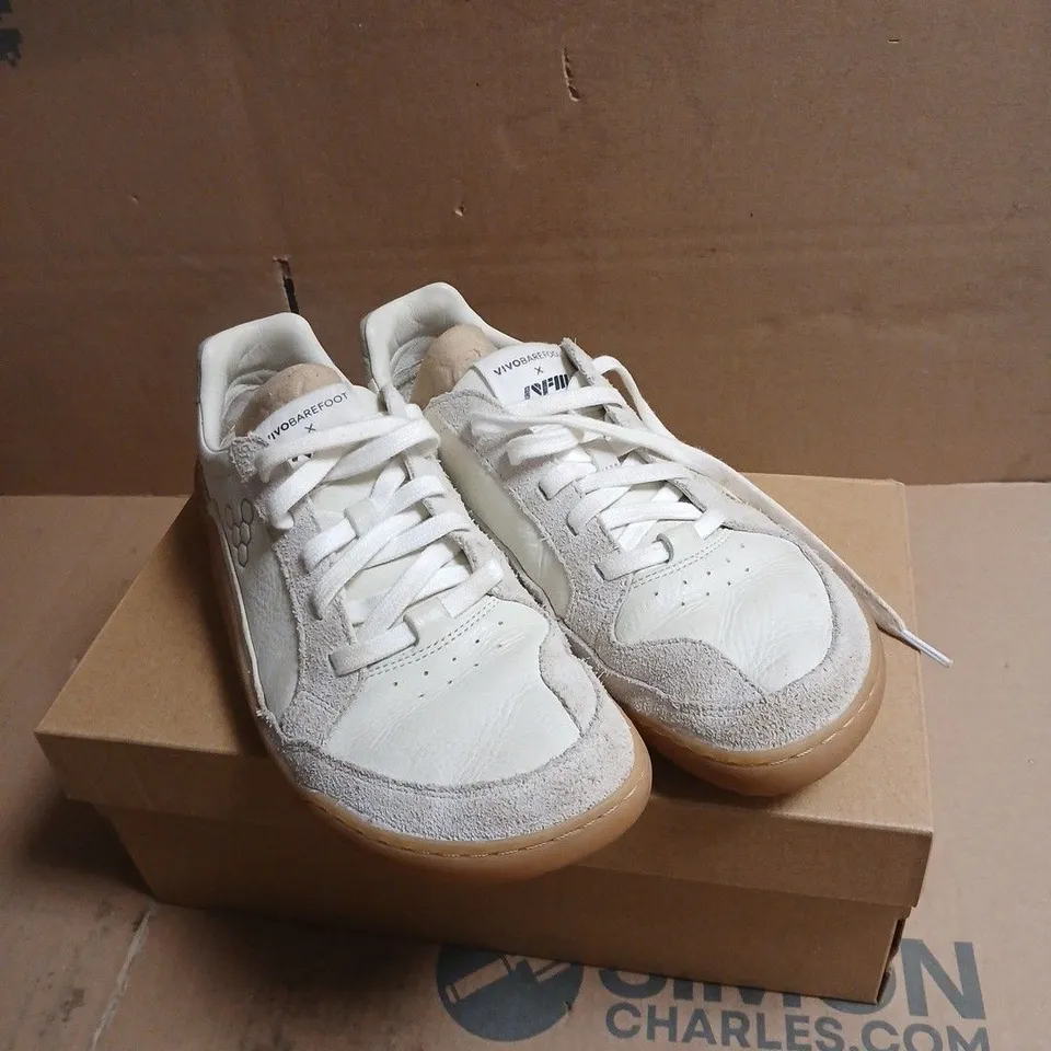 VIVOBAREFOOT WHITE TRAINERS WITH GUM RUBBER SOLE BOXED WOMENS 39