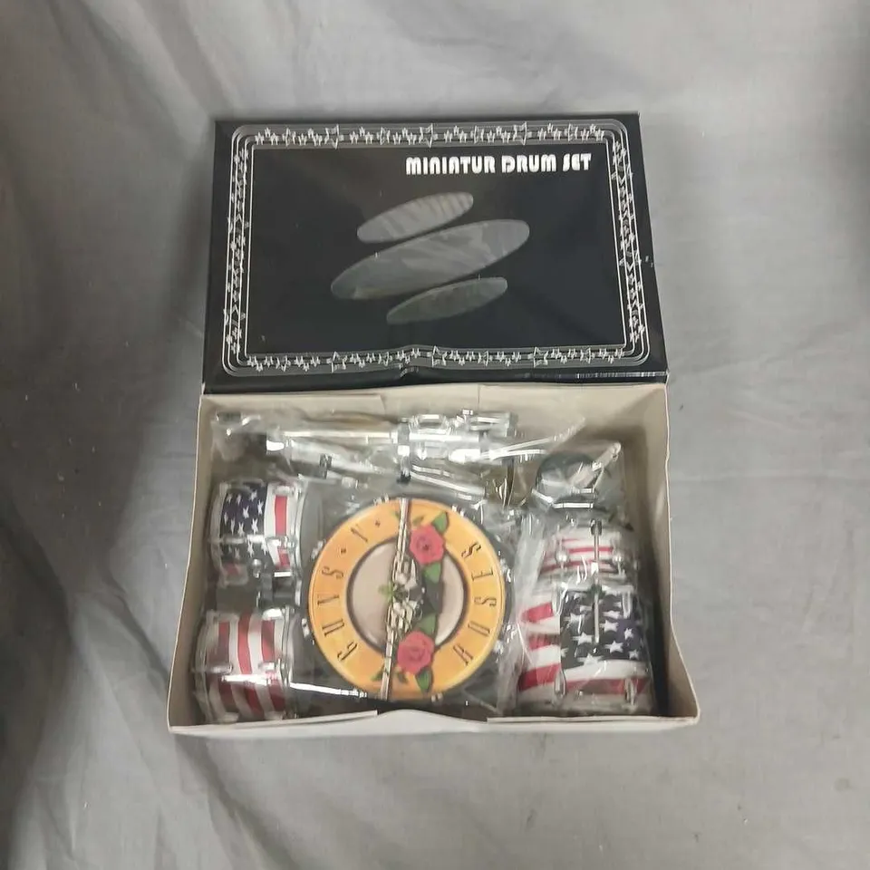 MINIATURE DRUM SET TOY – GUNS N ROSES DESIGN, IN BOX