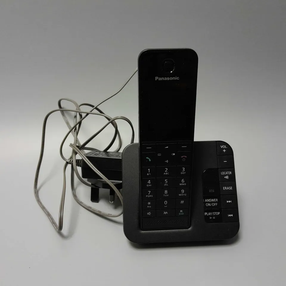 BOXED PANASONIC KX0TG8181 DIGITAL CORDLESS ANSWERING SYSTEM