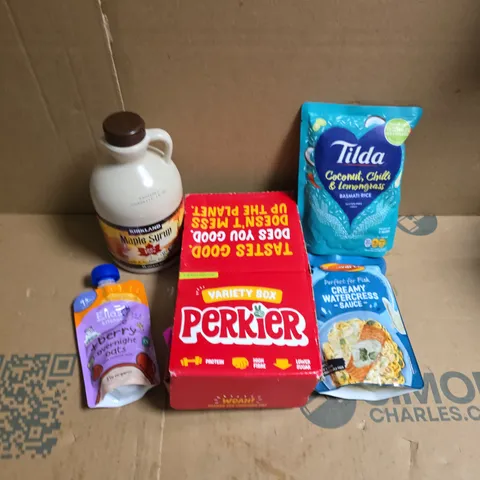 APPROXIMATELY 10 ASSORTED FOOD & DRINK ITEMS TO INCLUDE MAPLE SYRUP, BASMATI RICE, PERKIER VARIETY BOX, ETC - COLLECTION ONLY