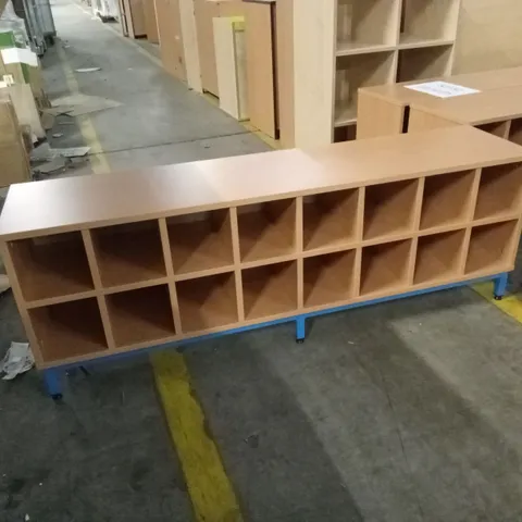 16 COMPARTMENT STORAGE UNIT