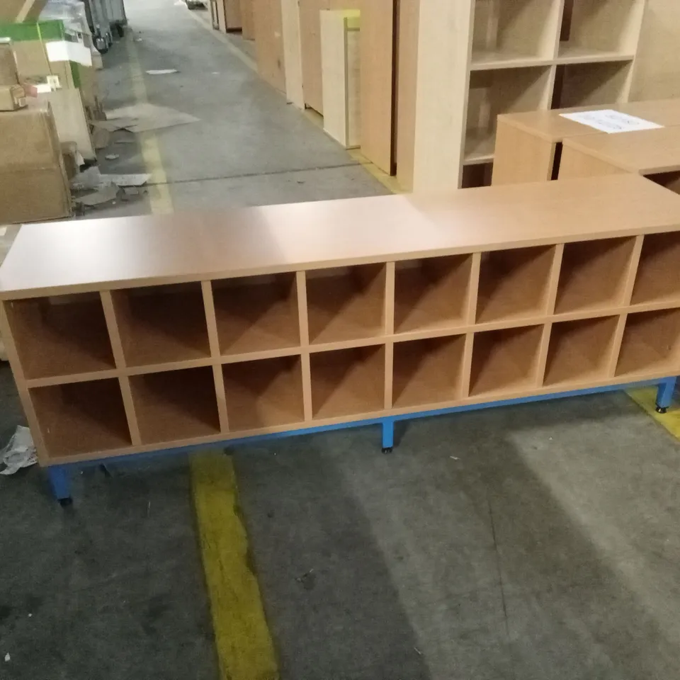 16 COMPARTMENT STORAGE UNIT