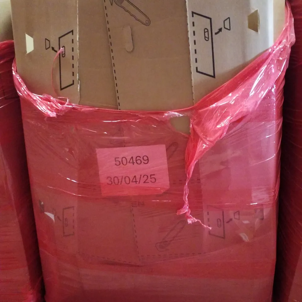 PALLET CONTAINING ASSORTED PRODUCTS INCLUDING TOILET SEAT, PETAL SHOWER MAT, BABY BATH SUPPORT, KNIFE AND CHOPPING BOARD COLLECTION &  DOUBLE MATTRESS TOPPER 