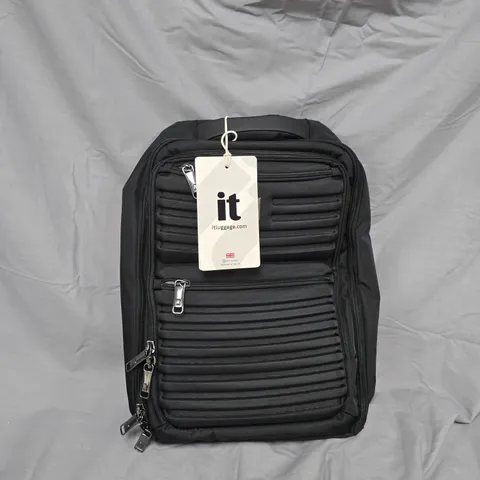 IT LUGGAGE BACKPACK – BLACK