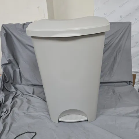 GREY PLASTIC PEDAL WASTE BIN WITH LID 50L