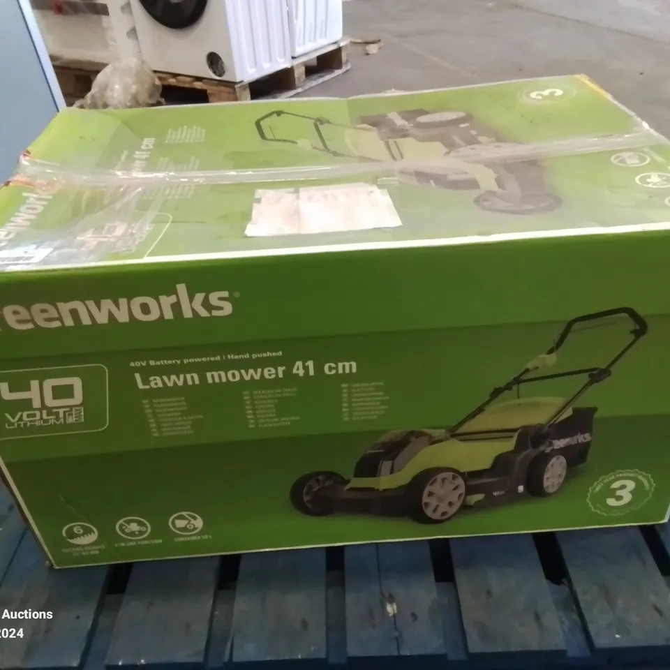 BOXED GREENWORKS 40 VOLT LITHIUM 41CM LAWN MOWER 