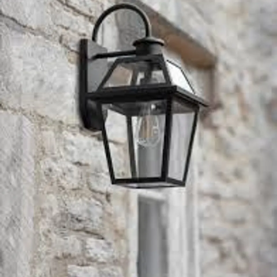 BOXED HARROW WALL LIGHT (1 BOX)