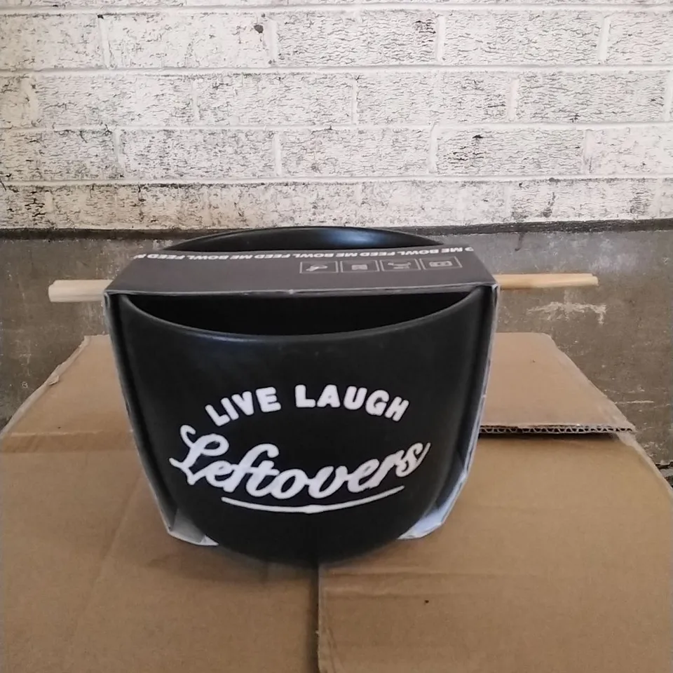 PALLET OF ASSORTED FEED ME BOWLS