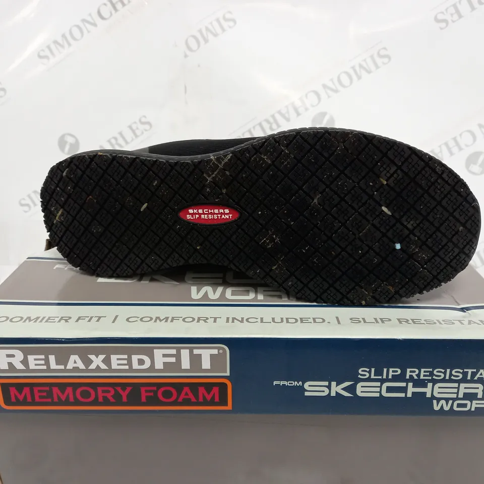 SKETCHERS SQUAD WORK SLIP RESISTANT TRAINERS BLACK SIZE 5
