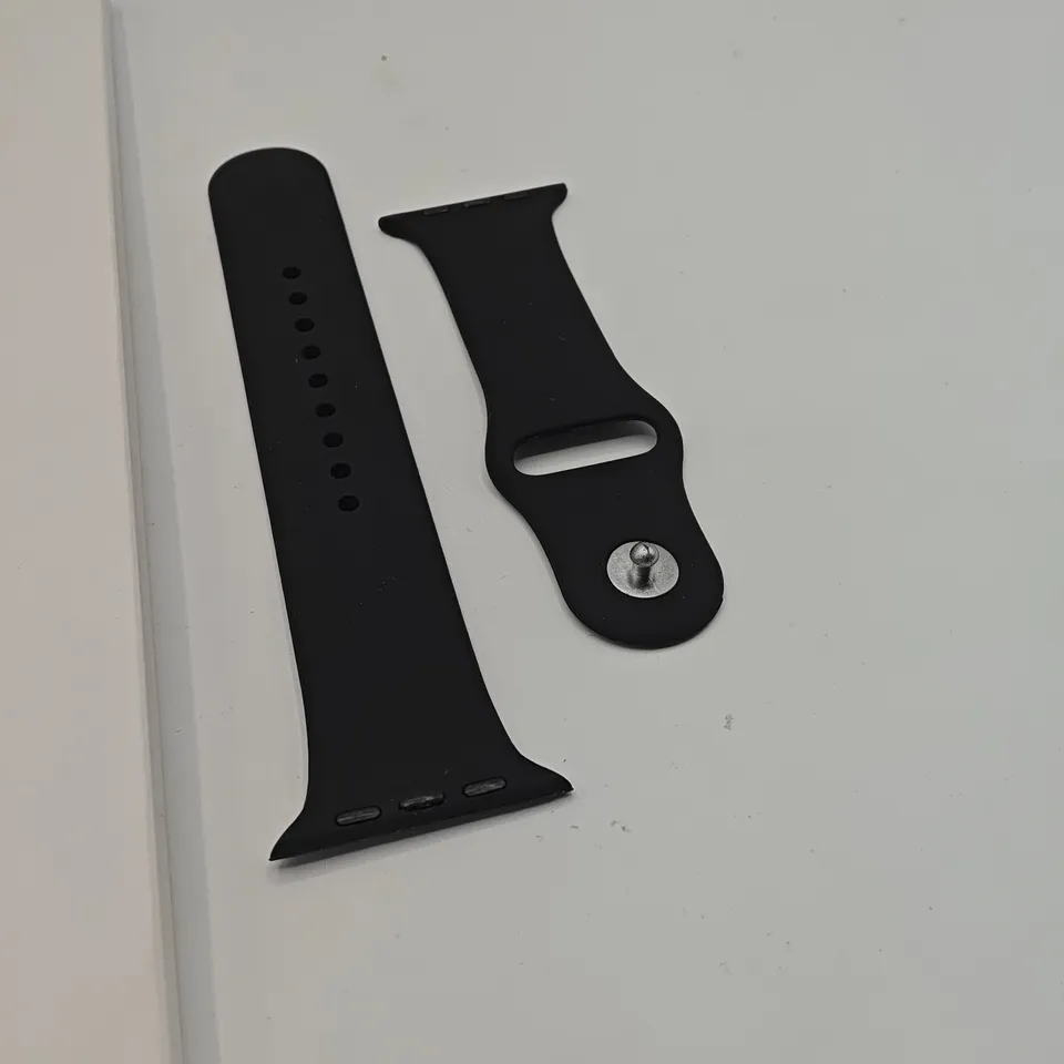 BOXED APPLE WATCH SPORT BAND IN BLACK - 46MM M/L