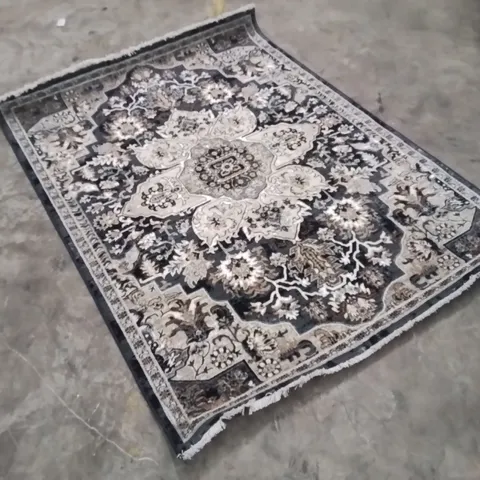 QUALITY DESIGNER AREA RUG - APPROXIMATELY 170X120CM