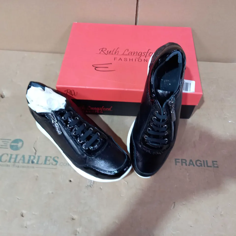BOXED PAIR OF RUTH LANGSFORD TRAINERS - SIZE 39