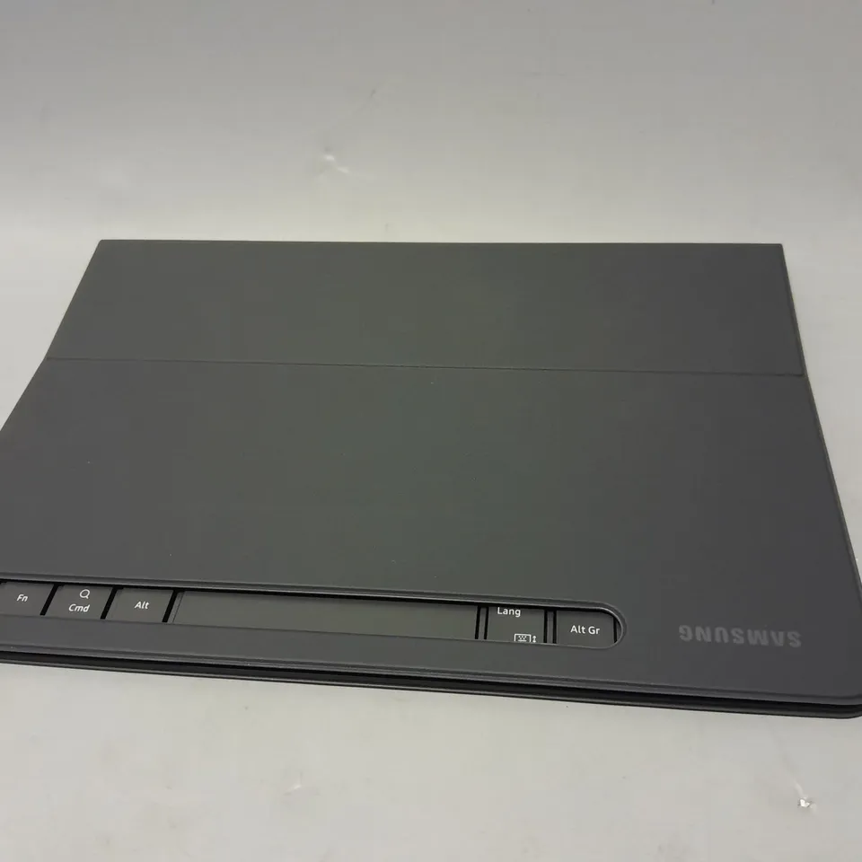 SAMSUNG BOOK COVER KEYBOARD SLIM