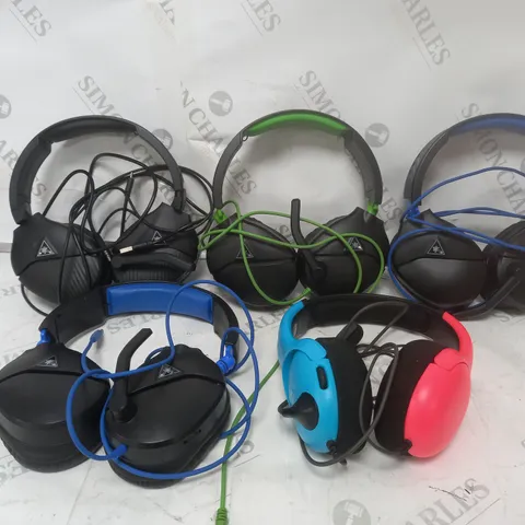 BOX OF APPROX 10 HEADSETS TO INCLUDE - TURTLE BEACH RECON 50X - TURLE BEACH EAR FORCE RECON 200 - PDP LVL40 WIRED STERO GAMING HEADSET ECT