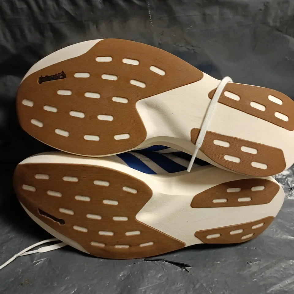 UNBOXED ADIDAS ADIZERO EVO TRAINERS IN WHITE - UK 9