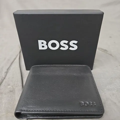BOSS LEATHER WALLET 
