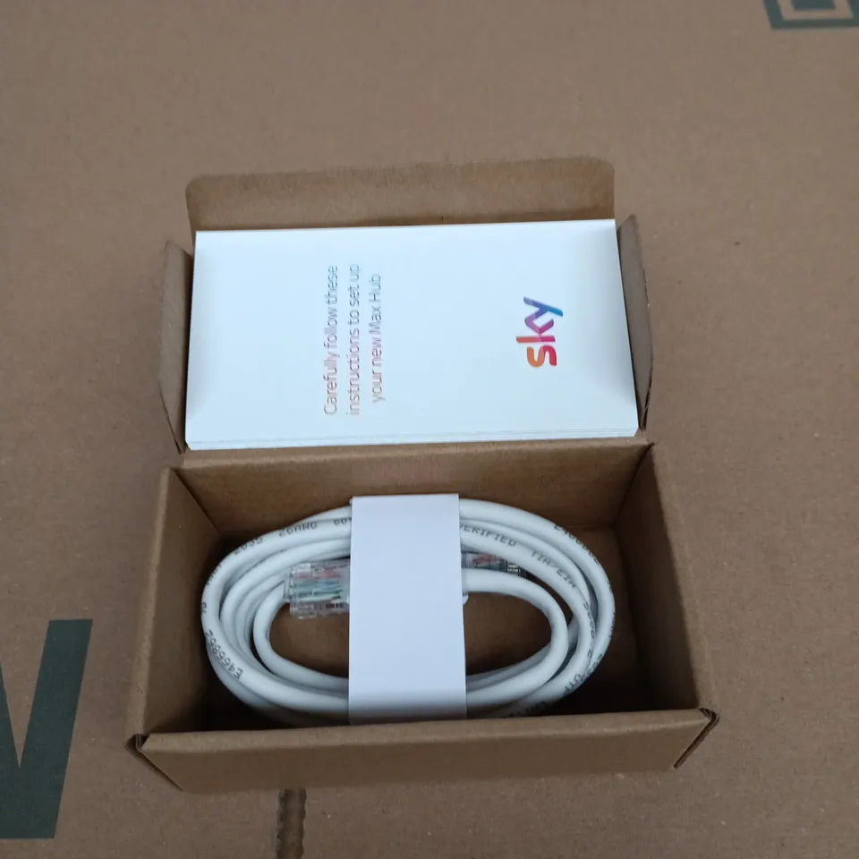 BOX OF APPROXIMATELY 10 ASSORTED ITEMS INCLUDING SKY ETHERNET CABLE, SPACEGOODS SEXY METAL SPOON AND MOTHERS EARTH SCENT BEADS