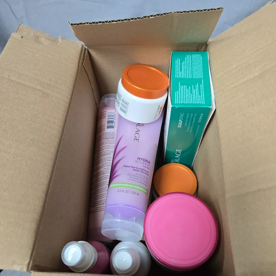 BOX OF APPROXIMATELY 10 ASSORTED BIOLAGE HAIR CARE PRODUCTS INCLUDING HYDRA SOURCE AQUA GEL CONDITIONER/SCALPSYNC/SUNFLOWER REPAIR TREATMENT