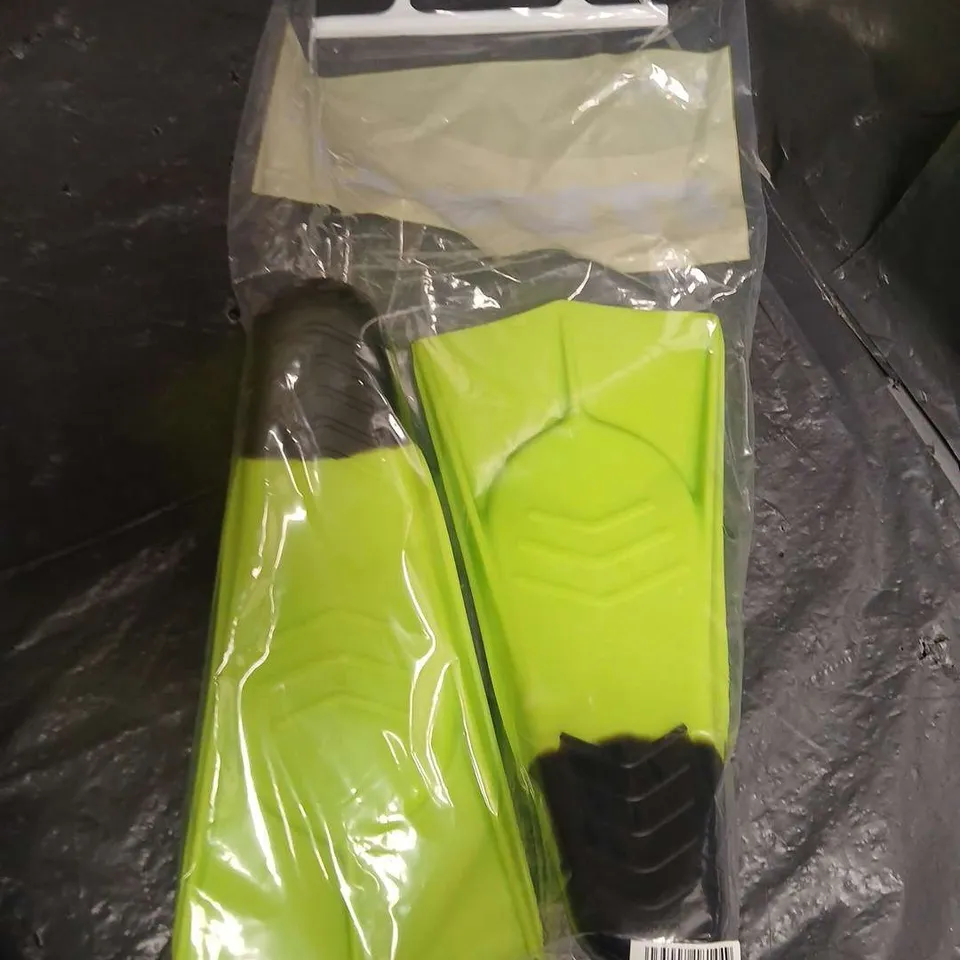Maru Training Fins Neon Lime/Black - 39/40