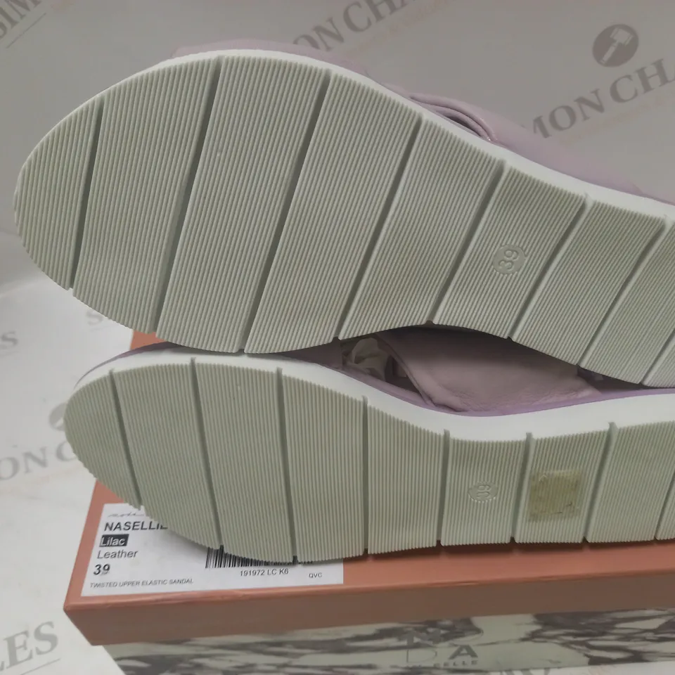 BOXED LILAC LEATHER TWISTED UPPER ELASTIC SANDAL - SIZE 39`