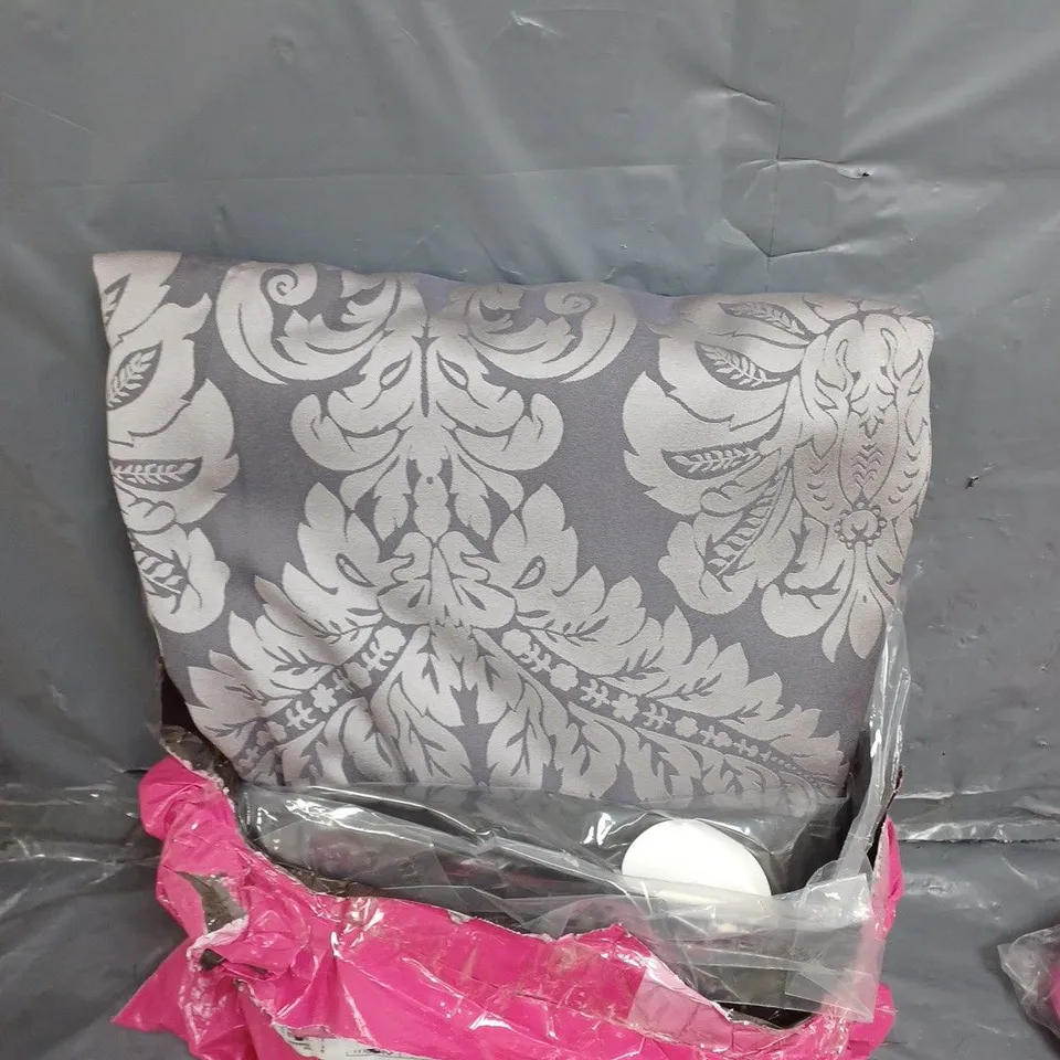 BOSTON JACQUARD LINED PENCIL PLEAT CURTAINS RRP £60