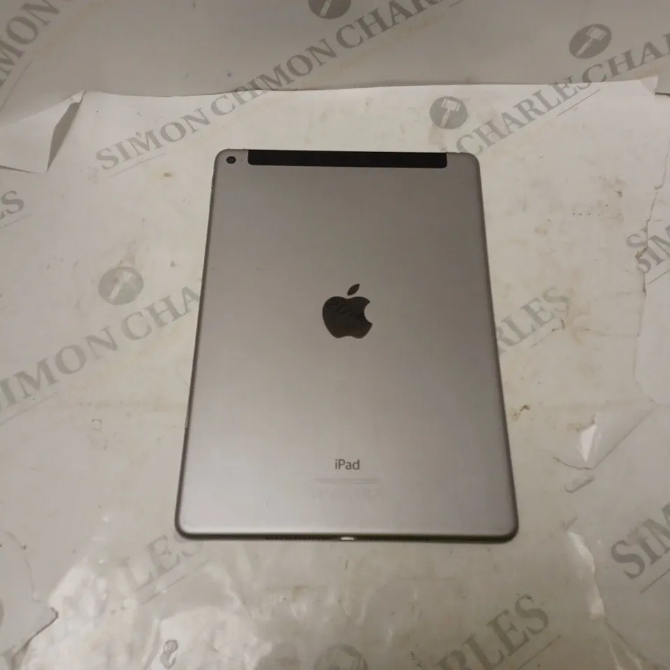 APPLE IPAD IN GREY MODEL A1567