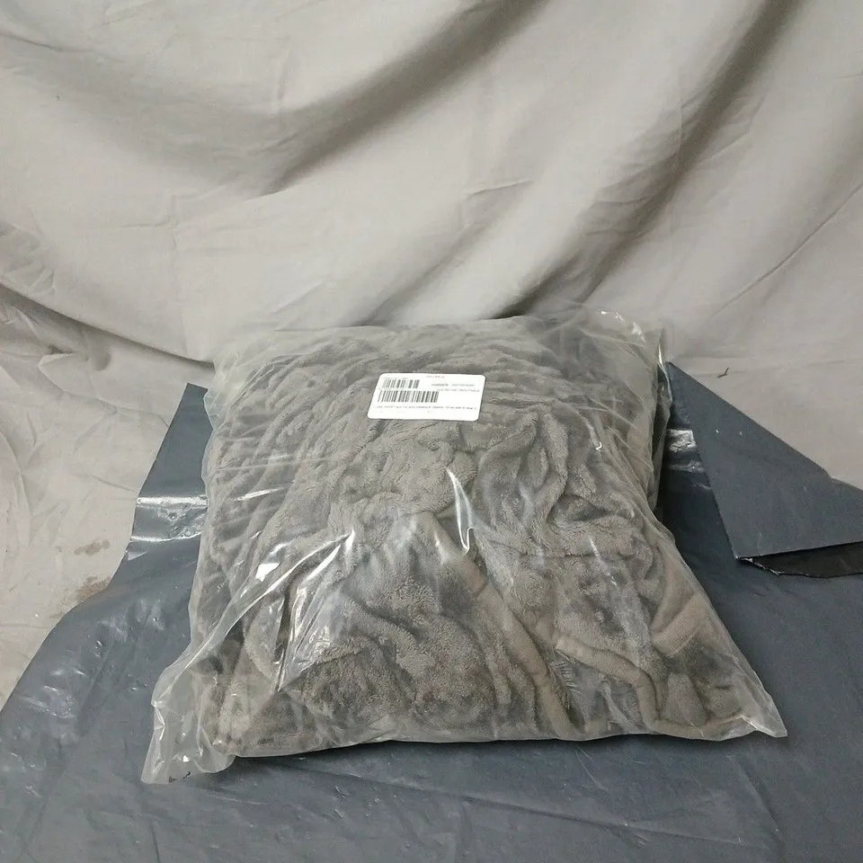 COZEE HOME FAUX FUR AND VELVETSOFT HEATED THROW WITH 9 HEAT SETTINGS CHARCOAL