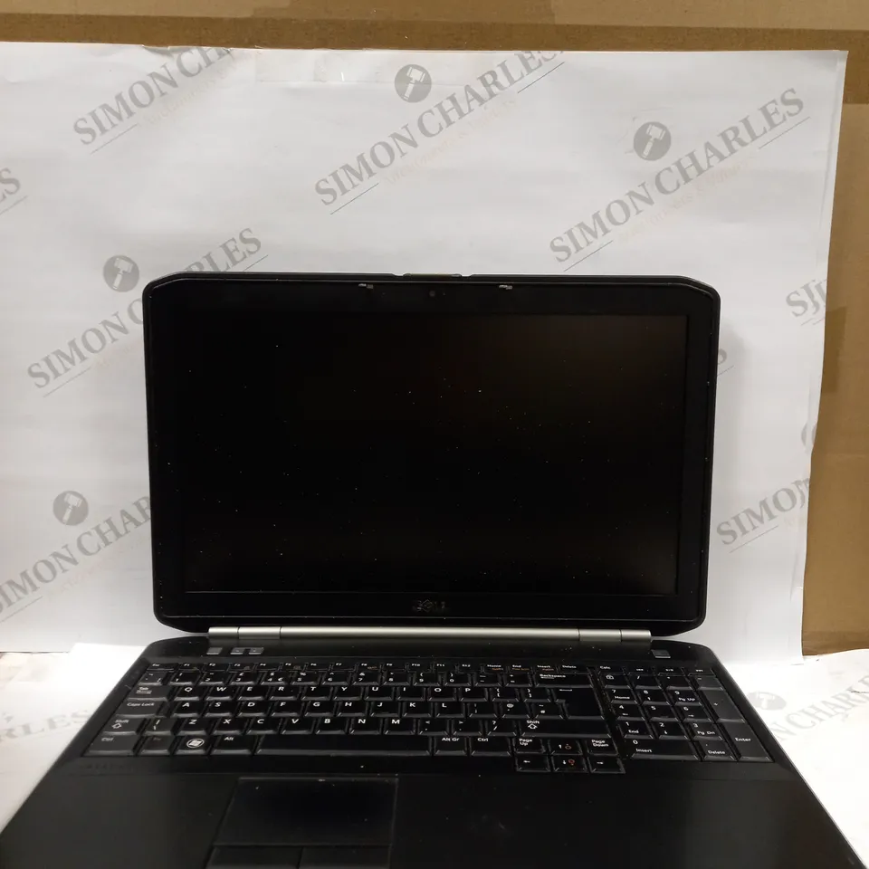 DELL LATITUDE E5520 LAPTOP IN BRUSHED GREY