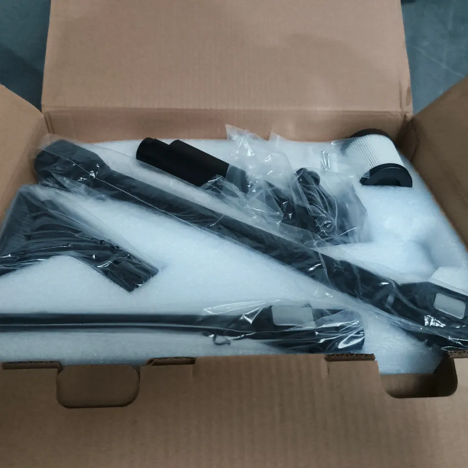 BOXED LUBLUOLU SELF STANDING CORDLESS VACUUM