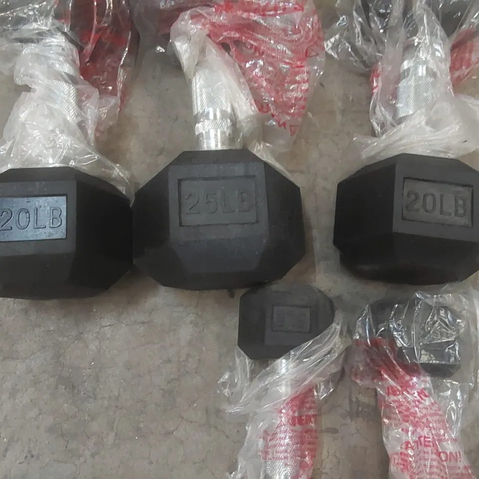 BOX CONTAINING 2x 20LB DUMBELLS, 1x 25LB DUMBELL, 2x 5LB DUMBELLS