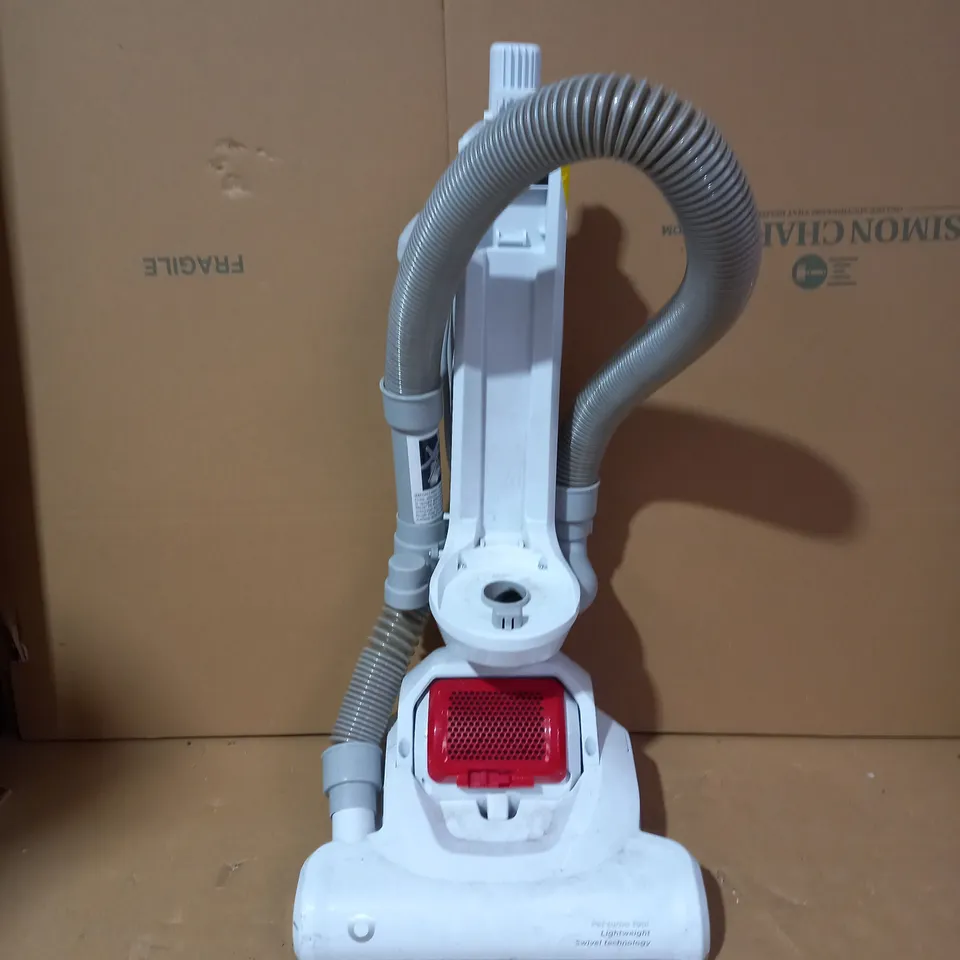 GOBLIN VACUUM CLEANER ( PARTS MISSING)