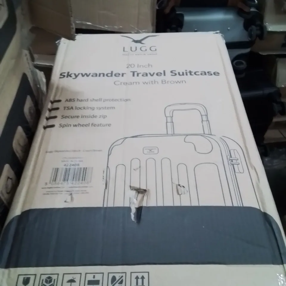 BOXED LUGG 20INCH SKYWANDER TRAVEL SUITCASE CREAM AND BROWN