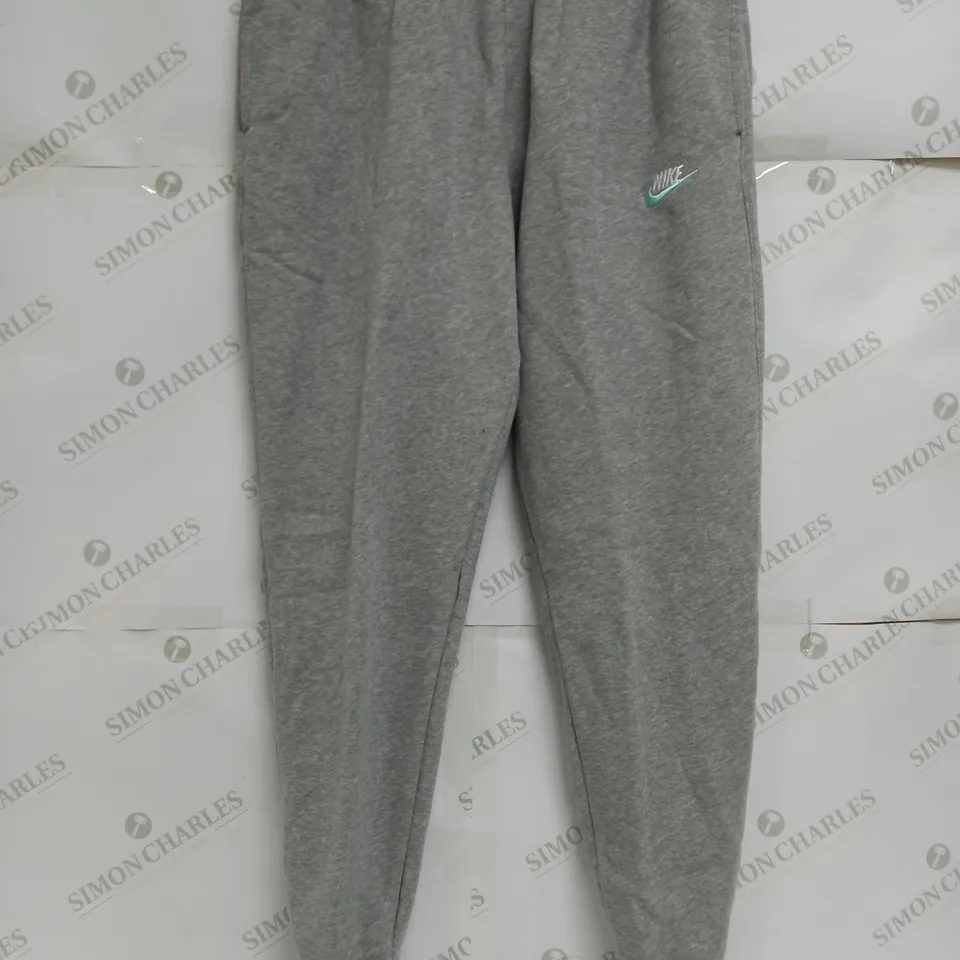NIKE JOGGERS IN GREY - MEDIUM