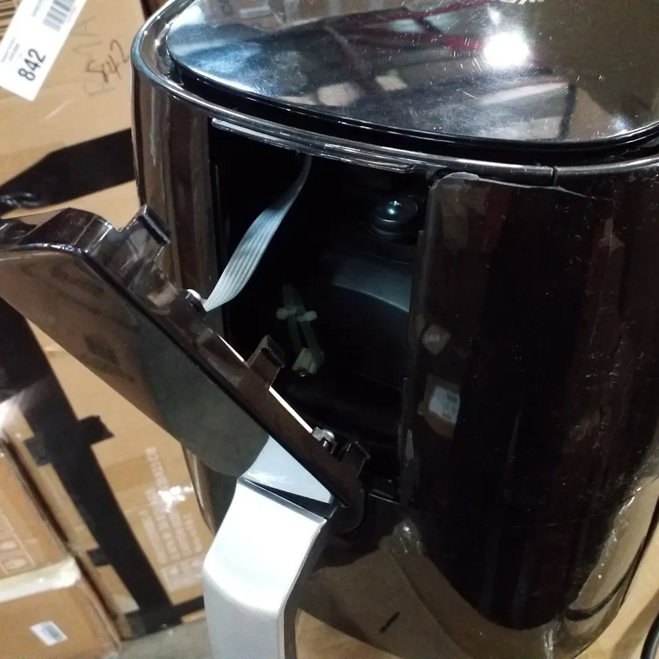 BOXED ATRAVESAR ZNC261A-K AIR FRYER