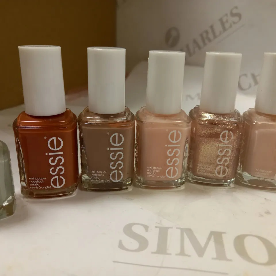 PREMIUM BRAND NAIL POLISHES APPROX. 20 ITEMS