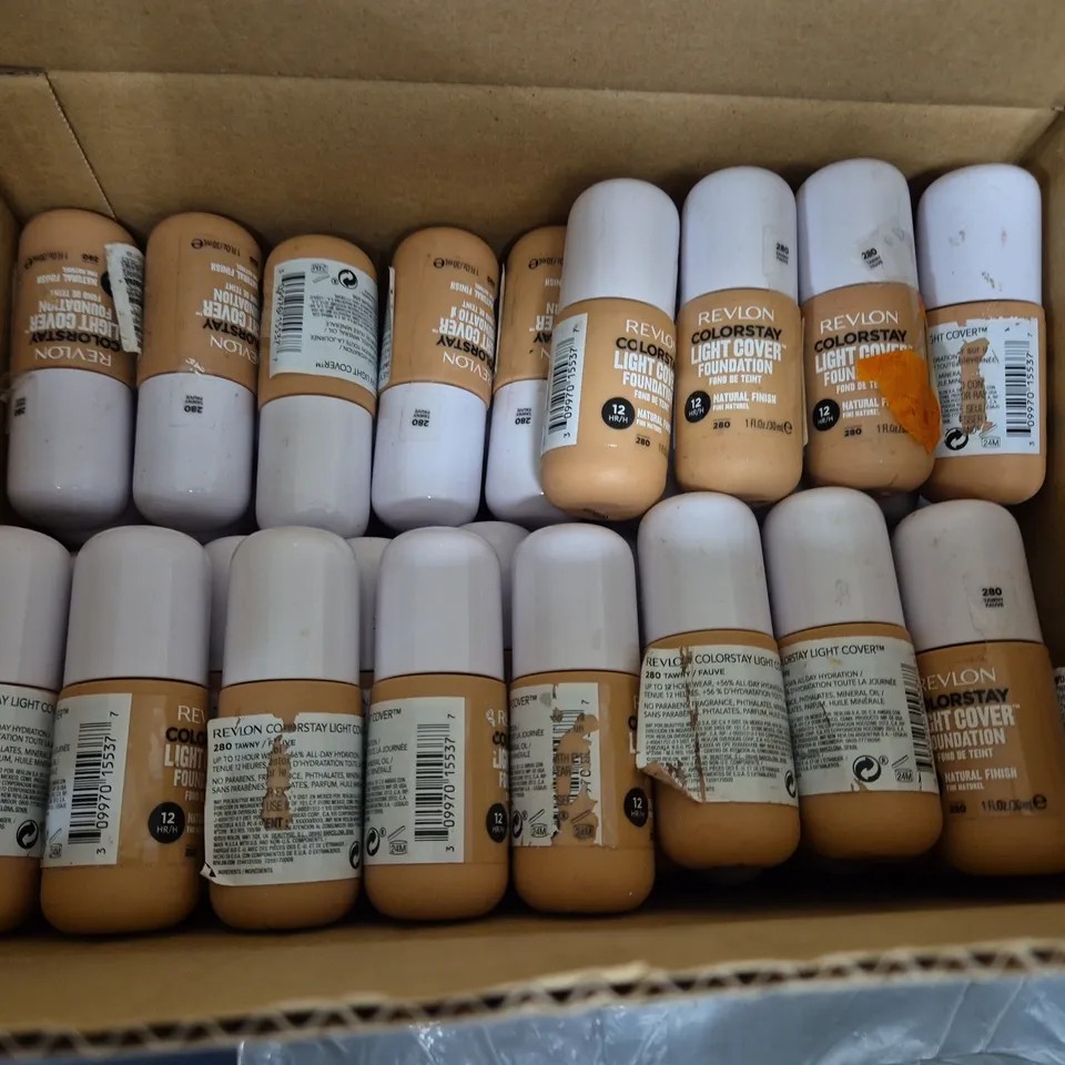 LOT OF APPROXIMATELY 65 REVLON COLOURSTAY LIGHT COVER 30ML FOUNDATIONS - 280 TAWNY FAUVE