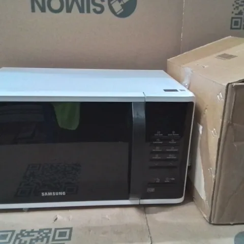 BOXED SAMSUNG MS23K3513AW SOLO MICROWAVE - WHITE & BLACK