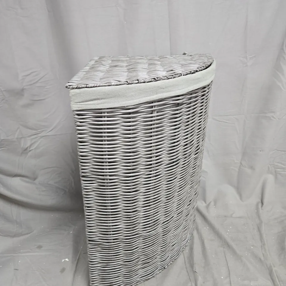 RATTAN LAUNDRY CORNER HAMPER