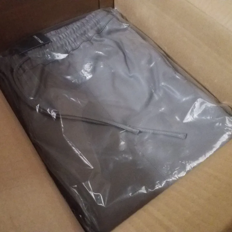 BOX CONTAINING APPROXIMATELY 2 BRAND NEW JD WILLIAMS GREY PU WIDE LEG TROUSERS - SIZE 16