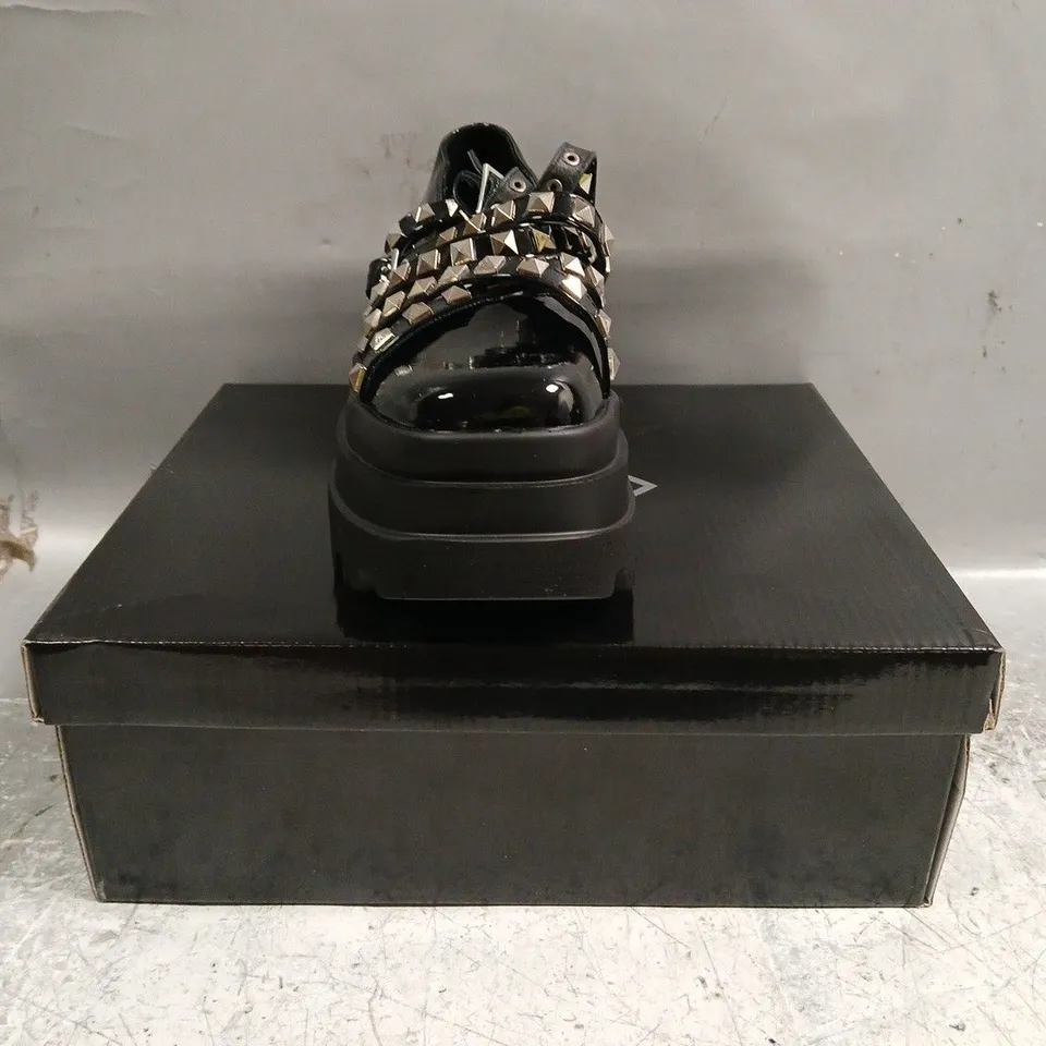 BOXED PAIR OF KOI SIMA STUDDED PLATFORM BALLET SHOES IN BLACK SIZE UK 3