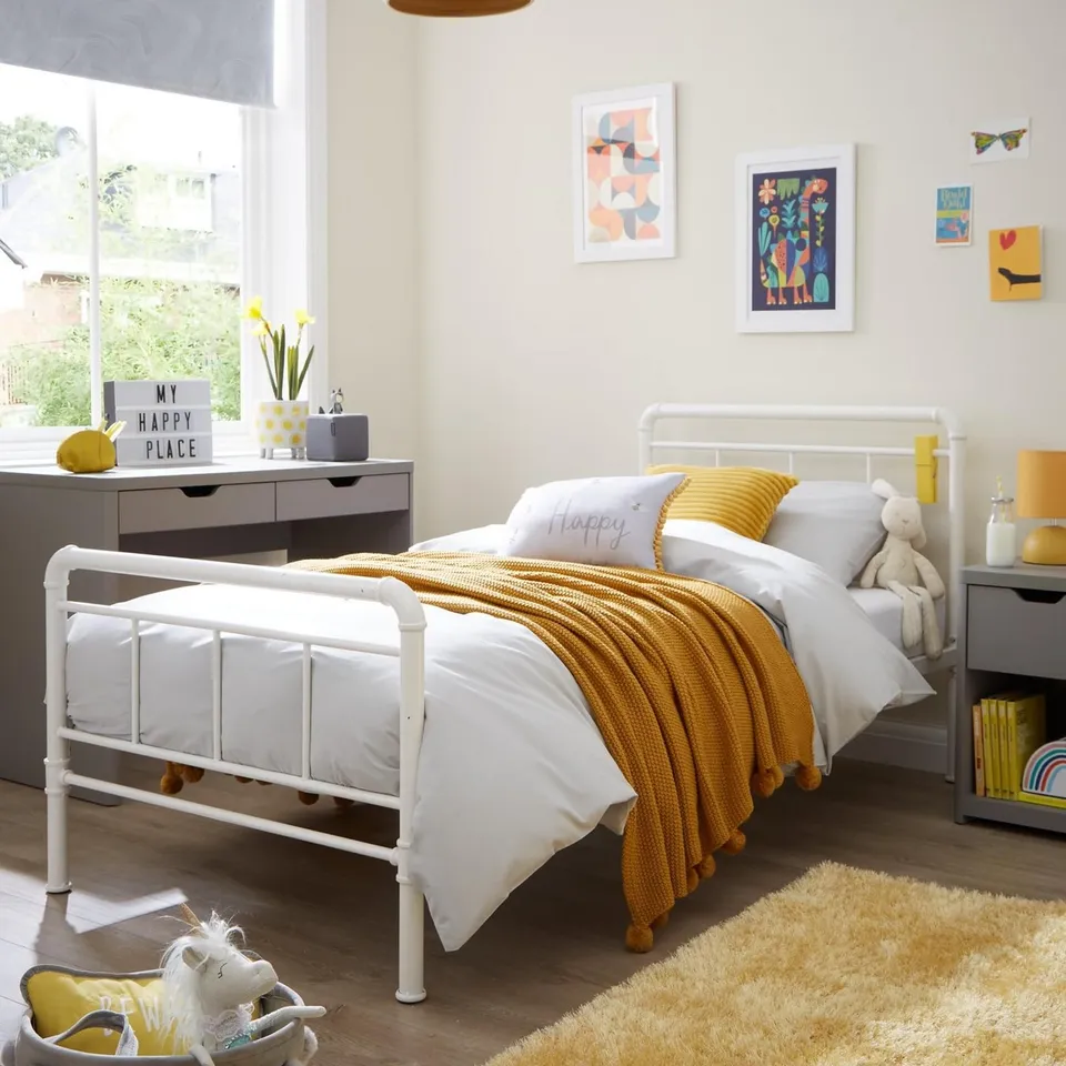 BOXED FREDDIE KIDS METAL SINGLE BED FRAME (1 BOX) RRP £116